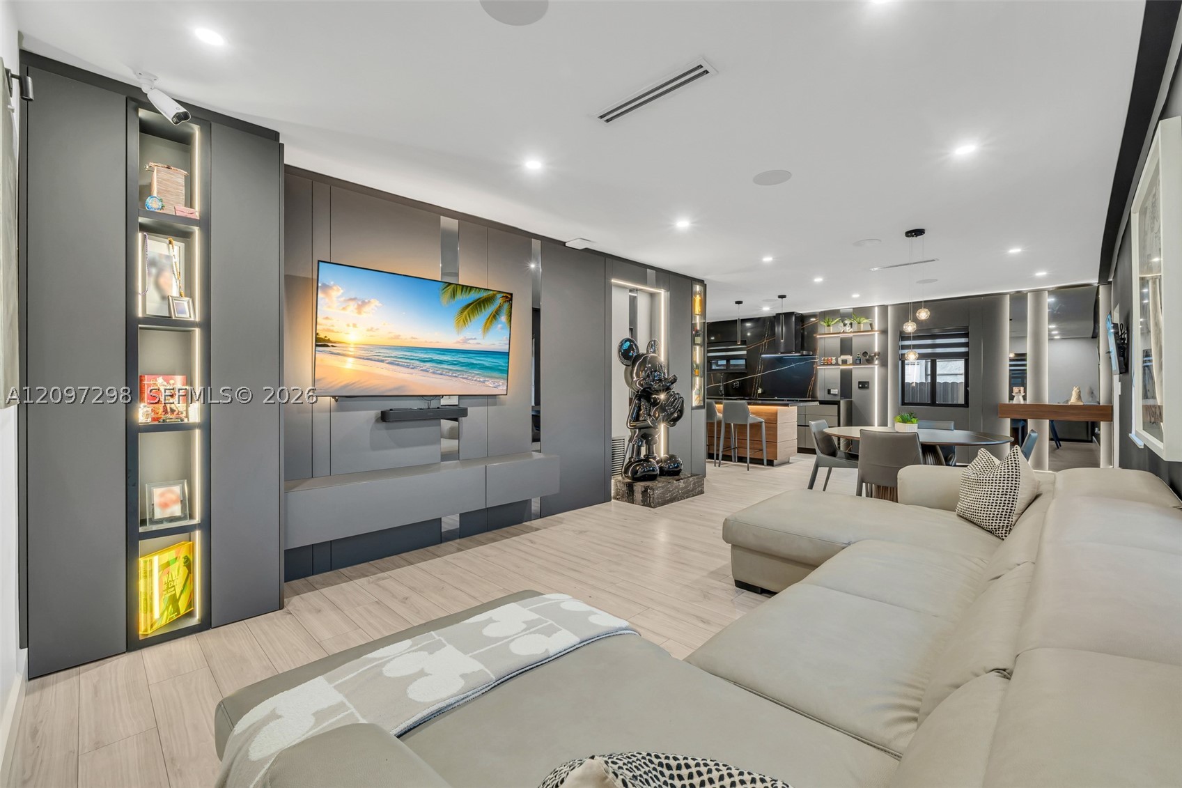 3450 NW 16th St, Miami FL 33125