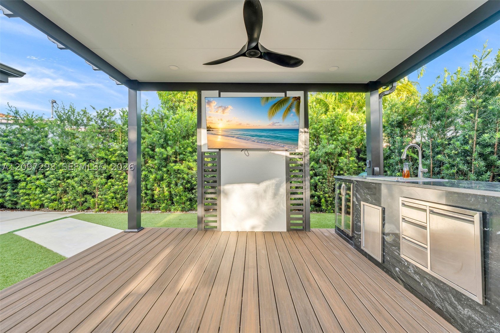 3450 NW 16th St, Miami FL 33125
