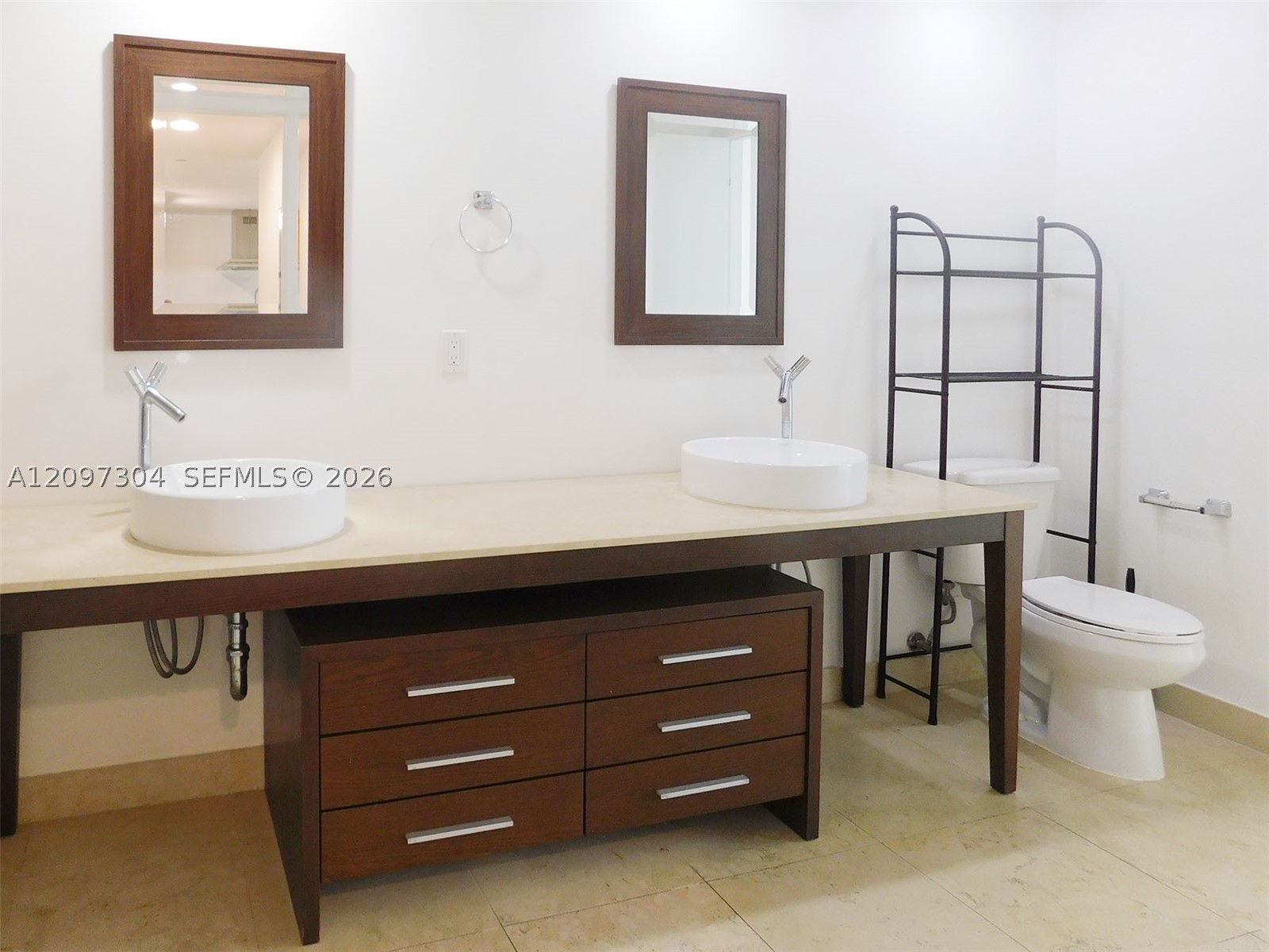 495 Brickell Ave #4609, Miami FL 33131