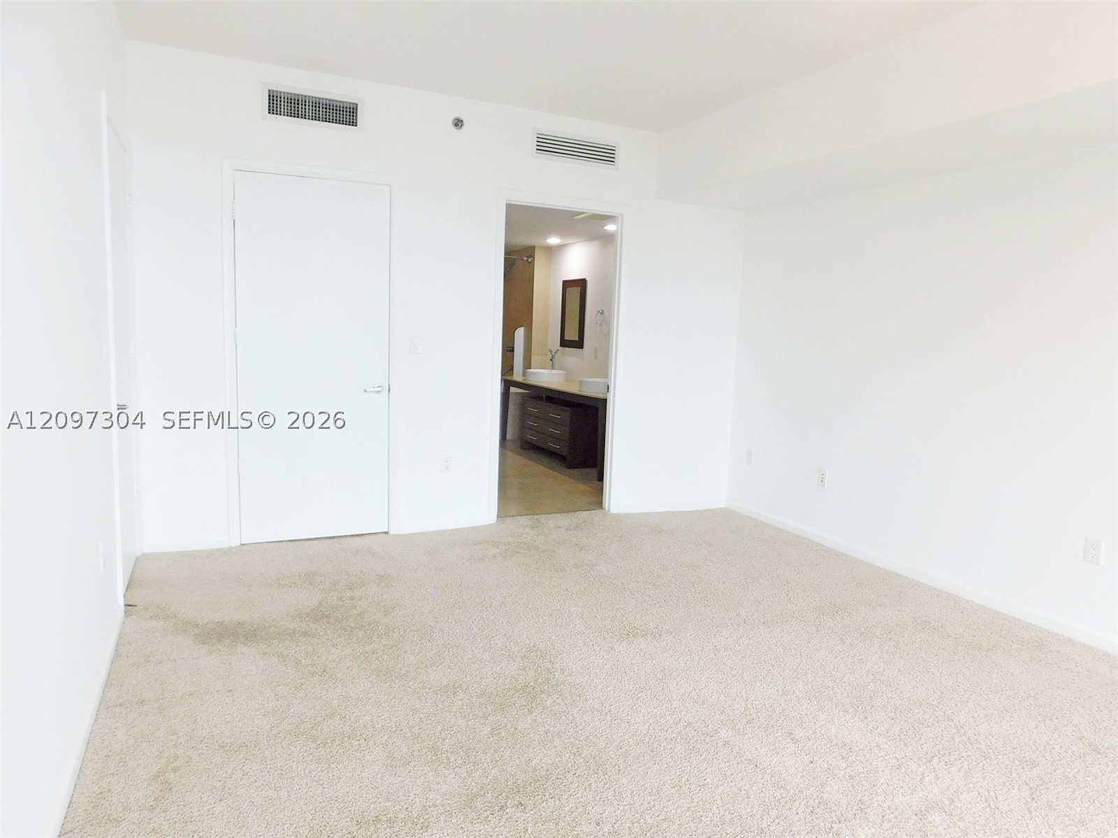 495 Brickell Ave #4609, Miami FL 33131