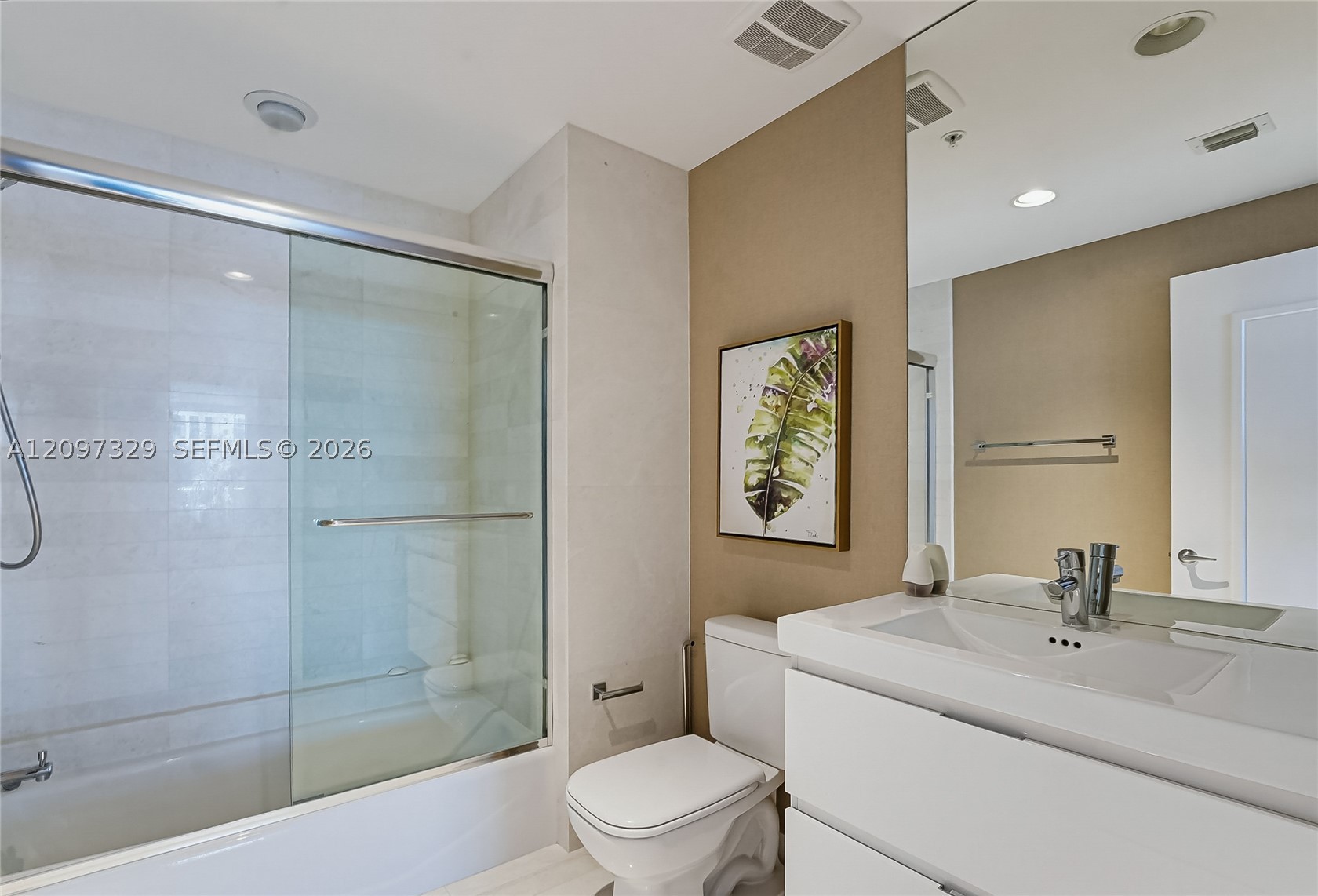 17301 Biscayne Blvd #901, North Miami Beach FL 33160