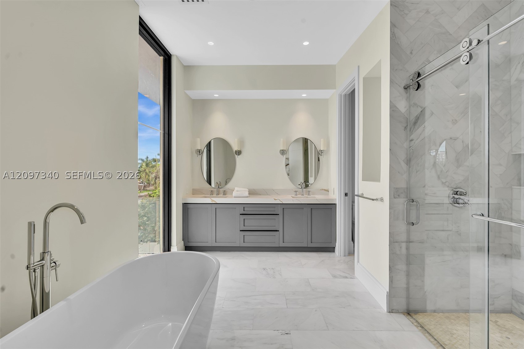 13045 Coronado Ter, North Miami FL 33181