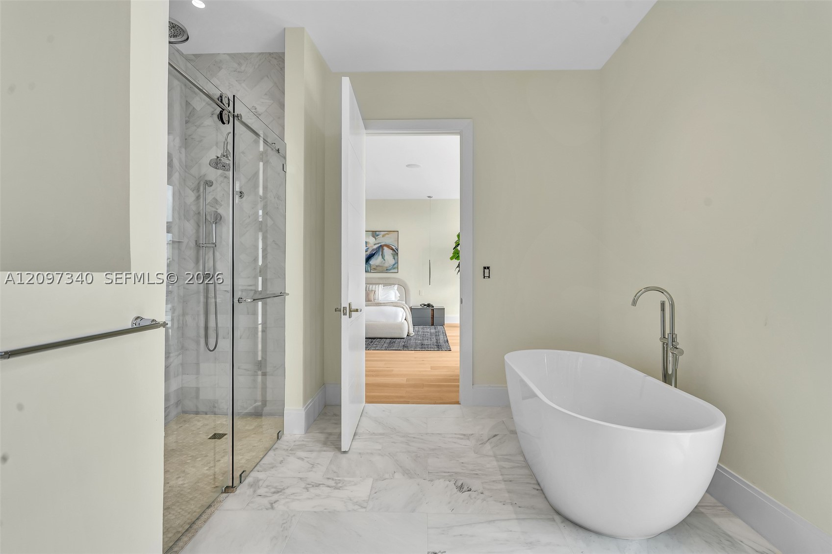 13045 Coronado Ter, North Miami FL 33181