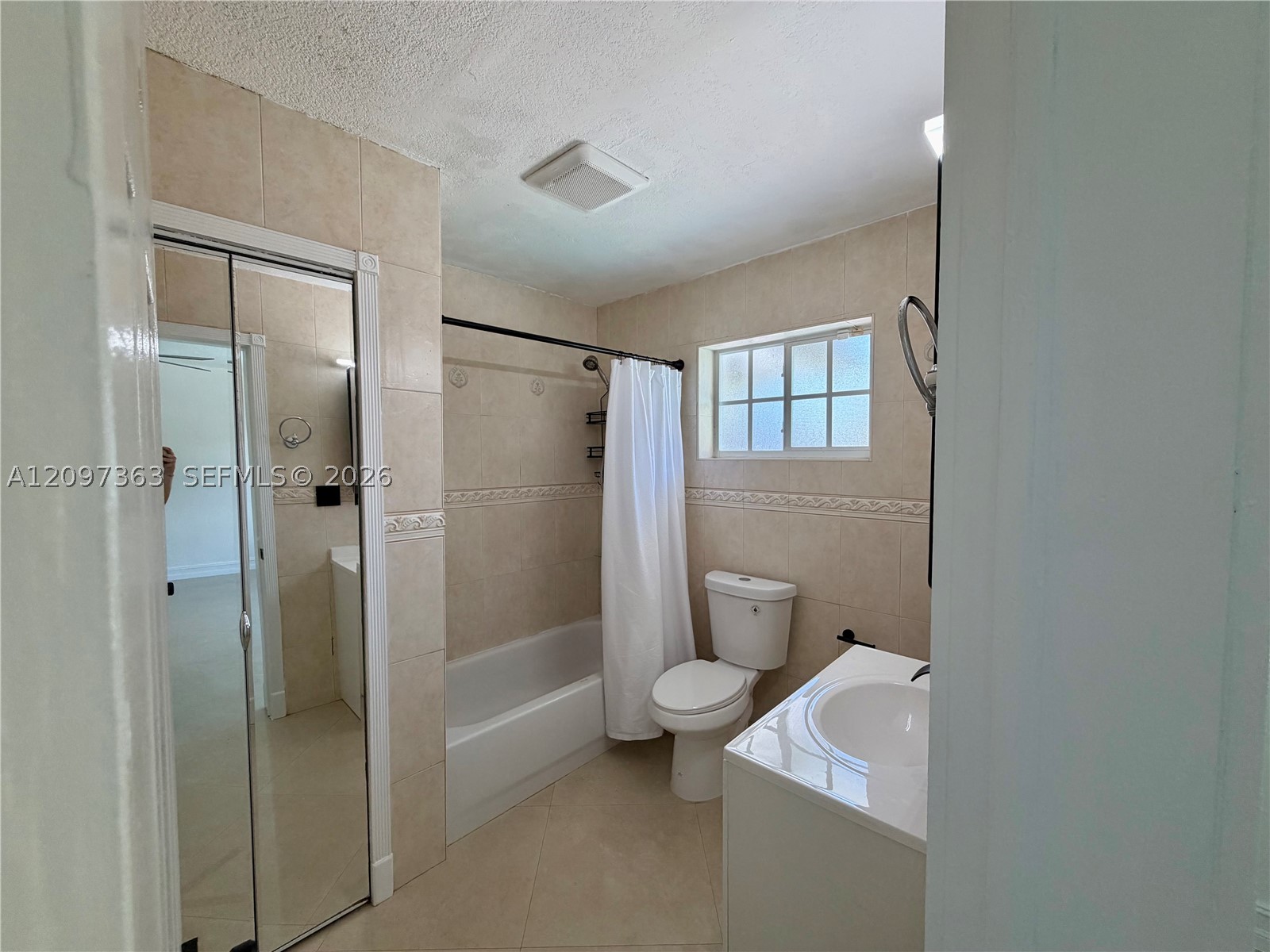 9481 SW 10th St, Miami FL 33174