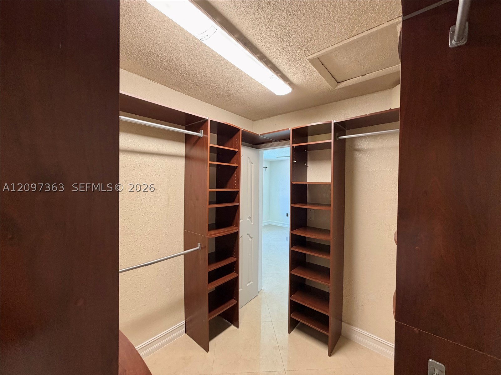 9481 SW 10th St, Miami FL 33174