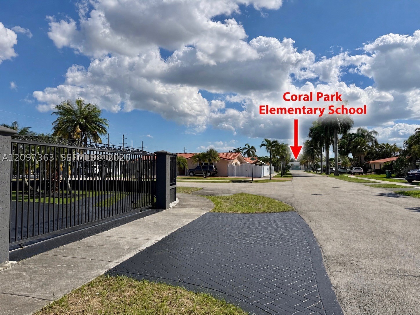 9481 SW 10th St, Miami FL 33174