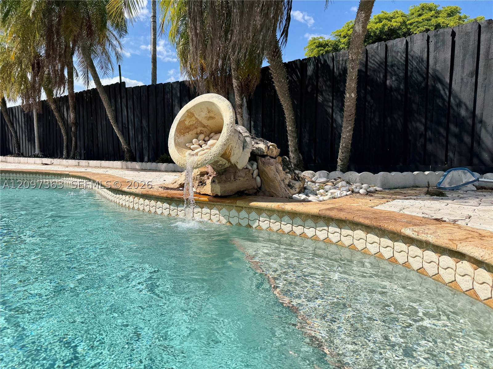 9481 SW 10th St, Miami FL 33174