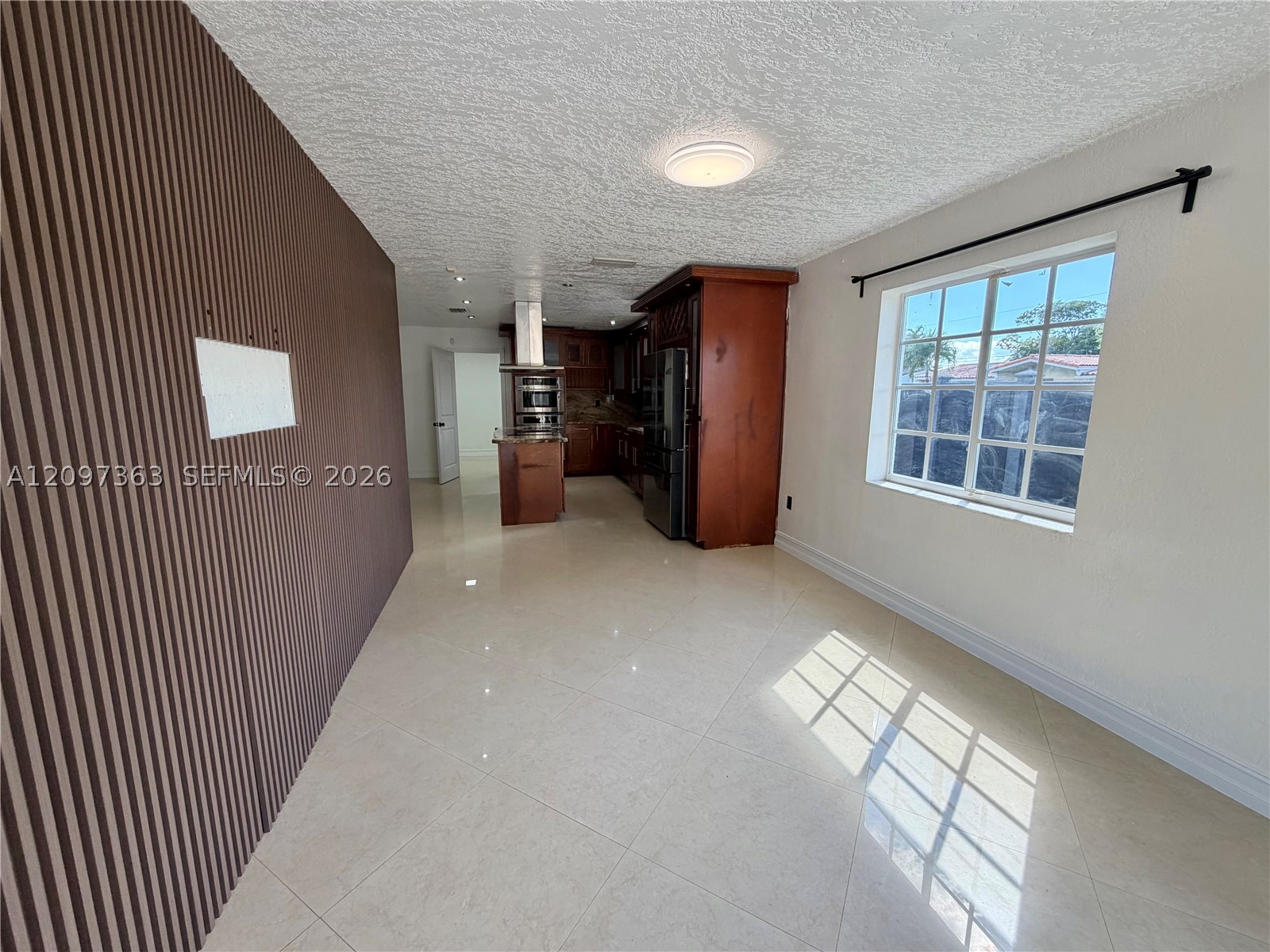 9481 SW 10th St, Miami FL 33174