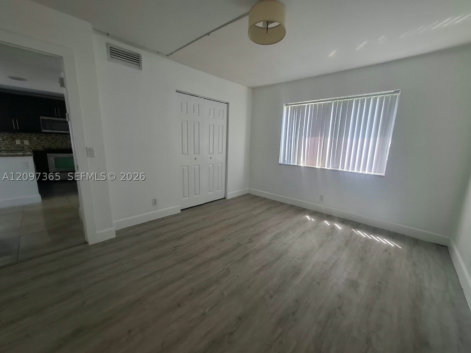 320 Racquet Club Rd #104, Weston FL 33326