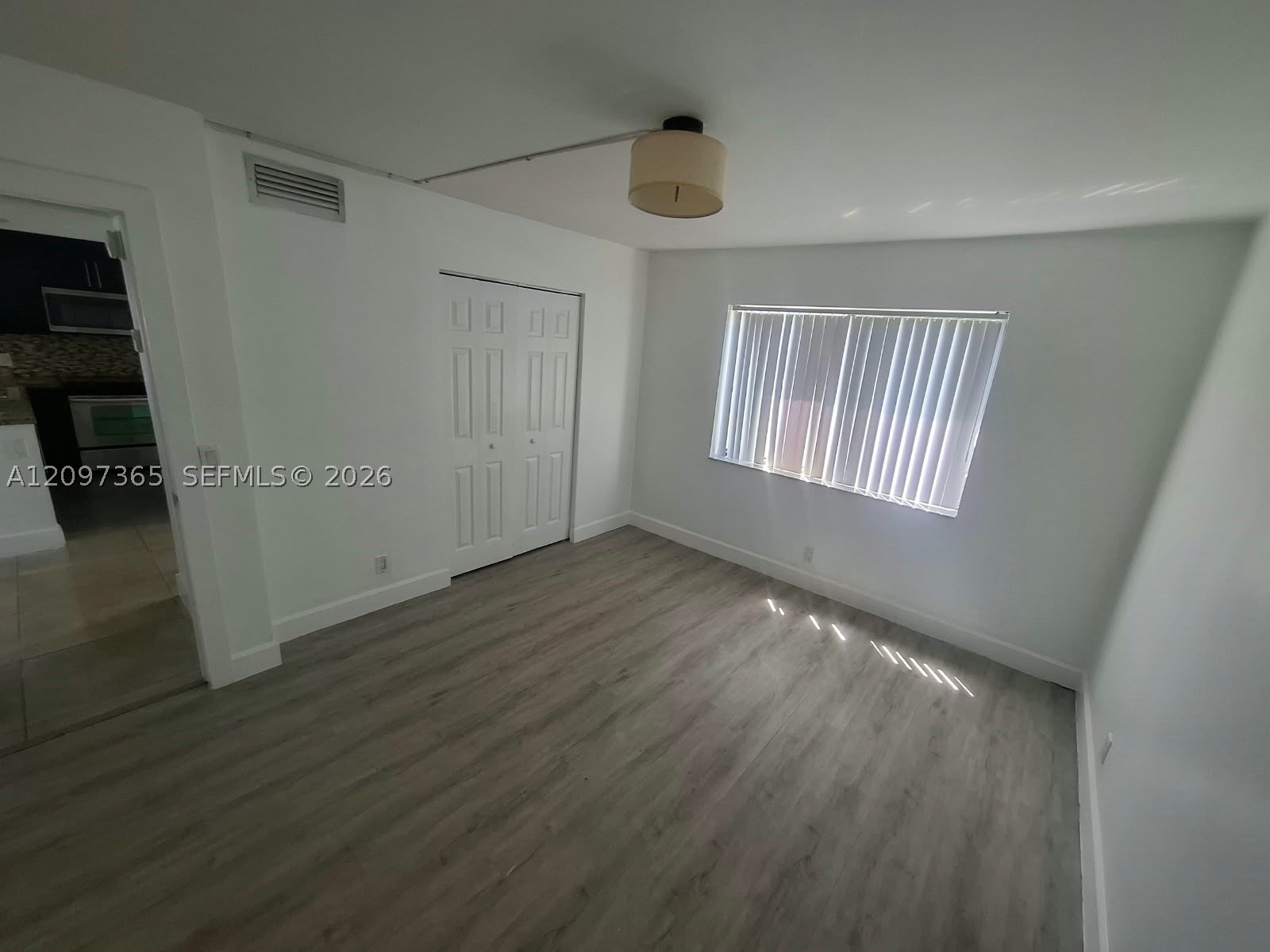 320 Racquet Club Rd #104, Weston FL 33326