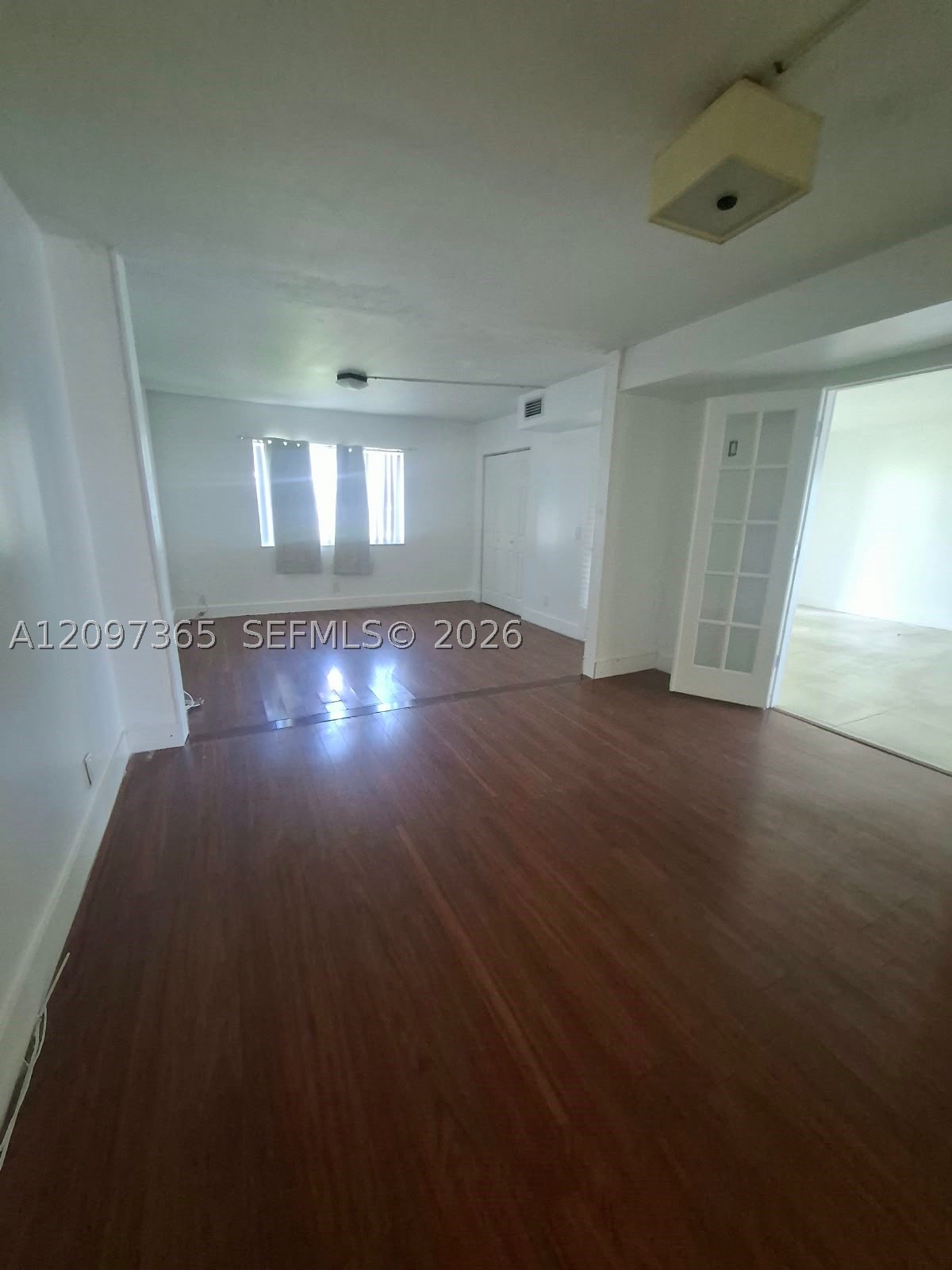320 Racquet Club Rd #104, Weston FL 33326
