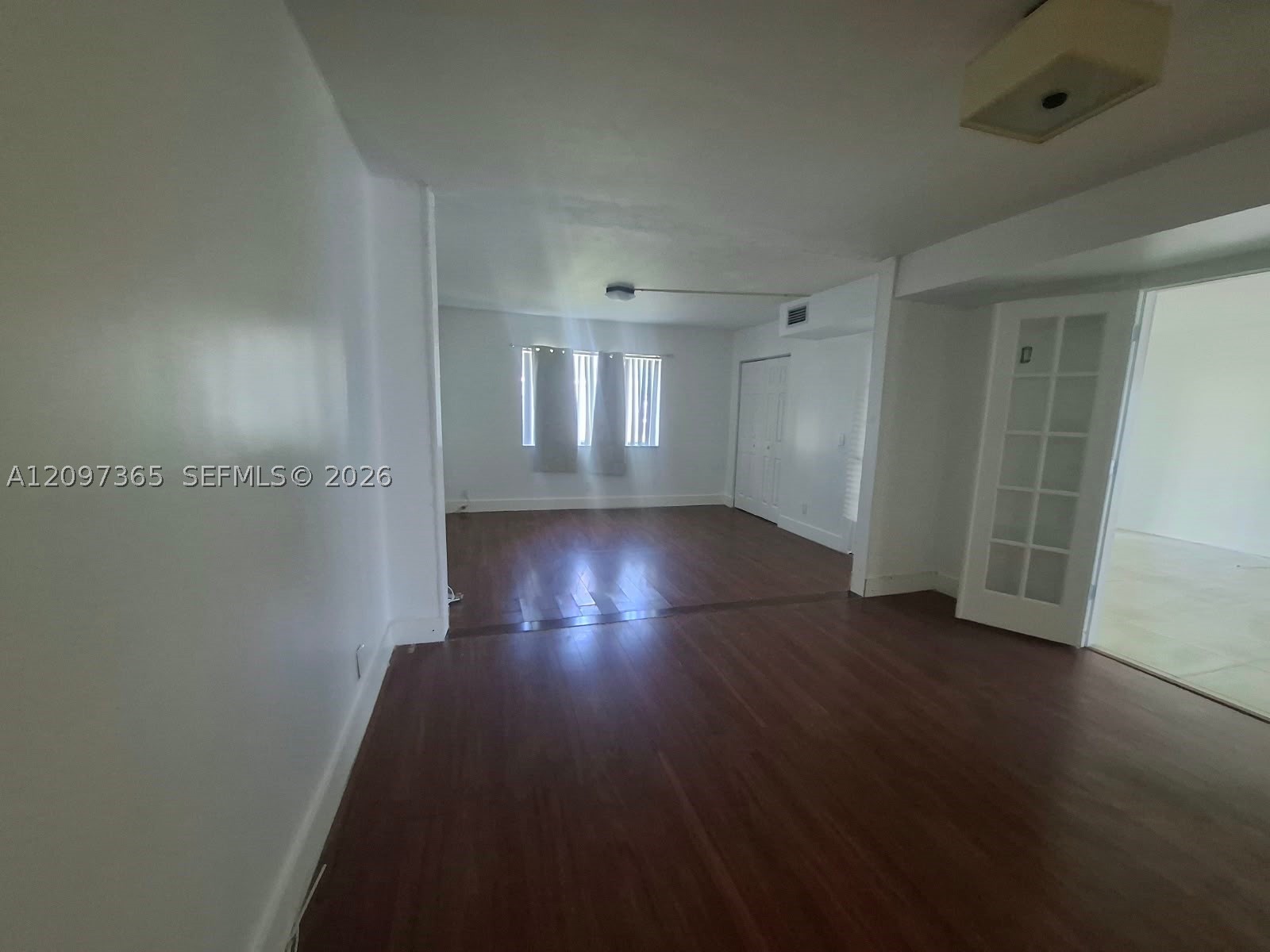 320 Racquet Club Rd #104, Weston FL 33326