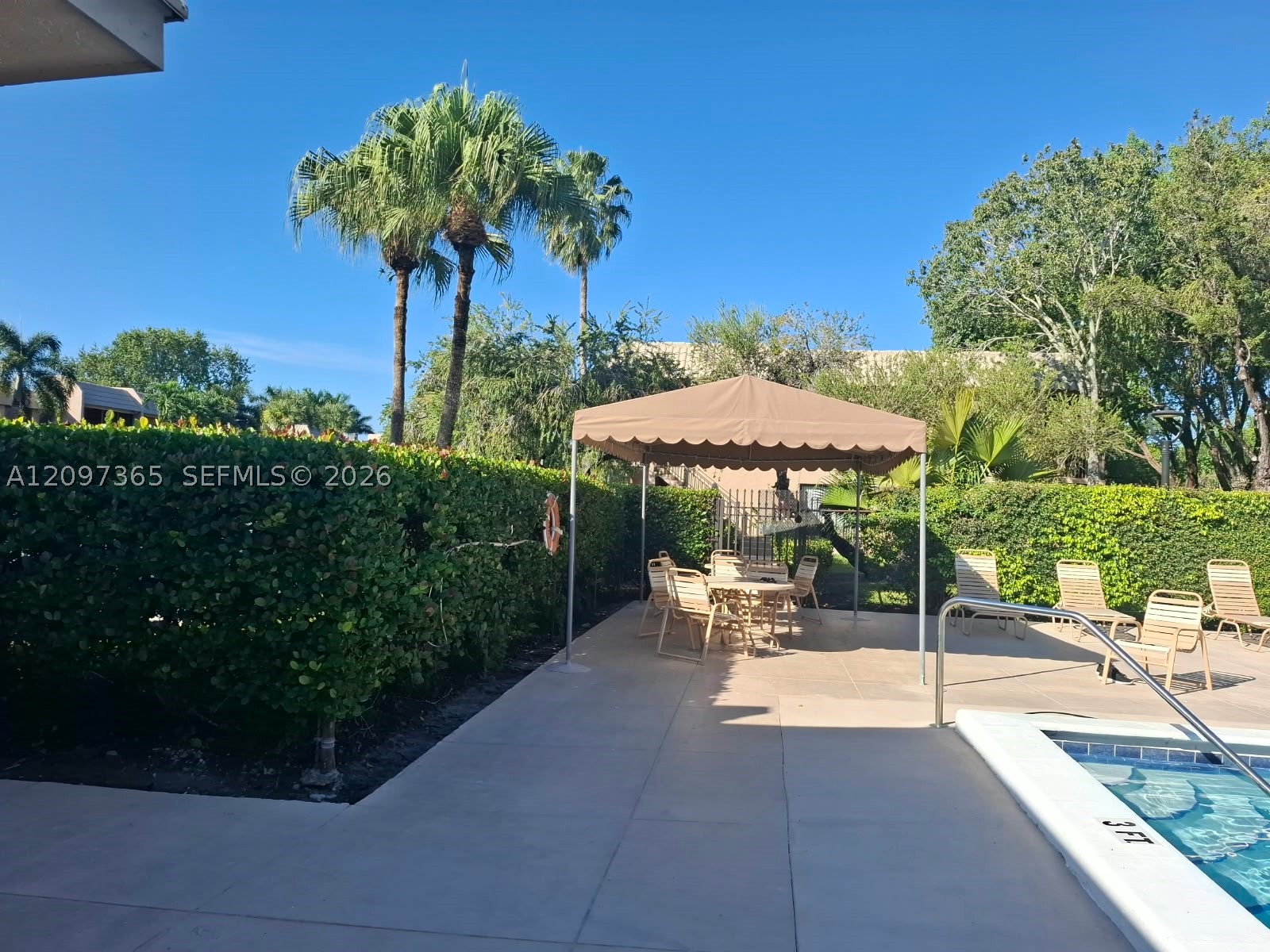 320 Racquet Club Rd #104, Weston FL 33326