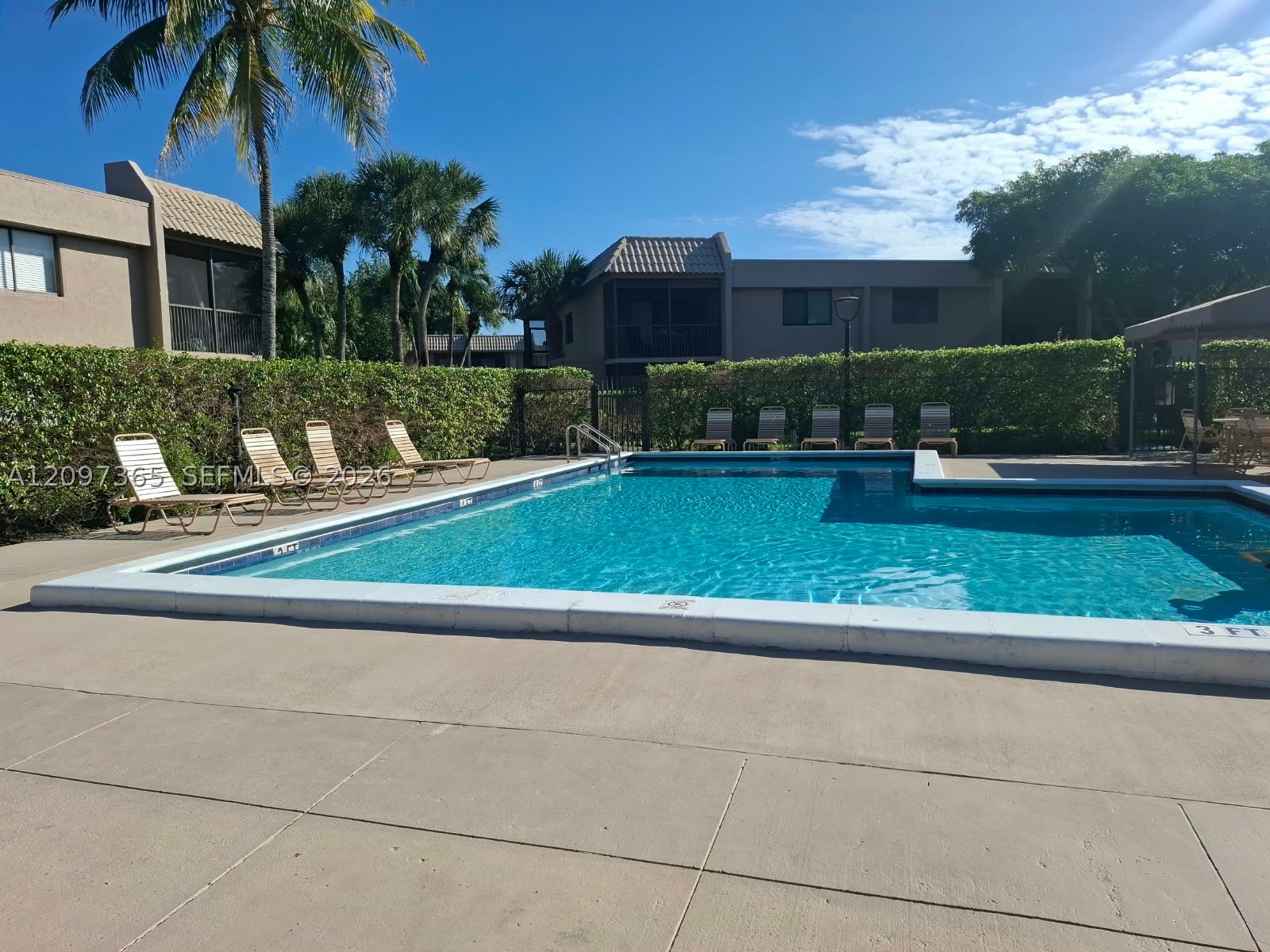 320 Racquet Club Rd #104, Weston FL 33326