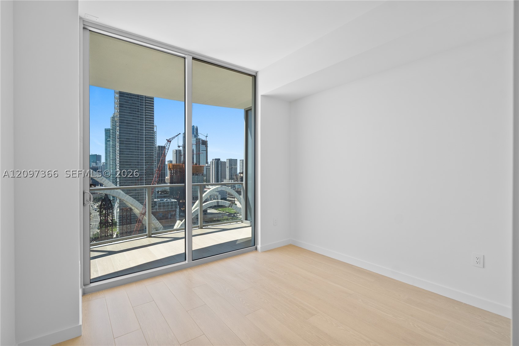 1400 Biscayne Blvd #2601, Miami FL 33132