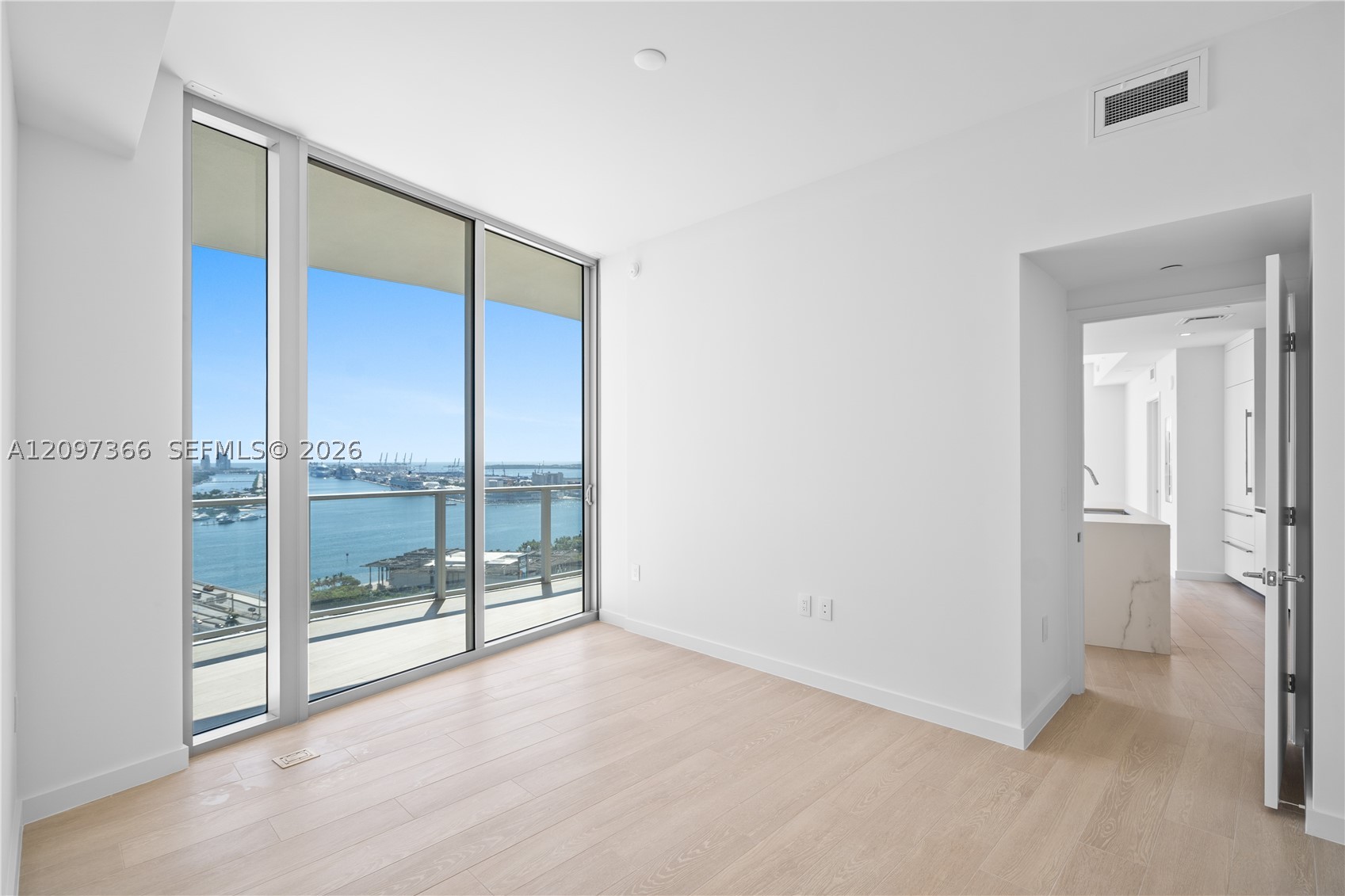 1400 Biscayne Blvd #2601, Miami FL 33132