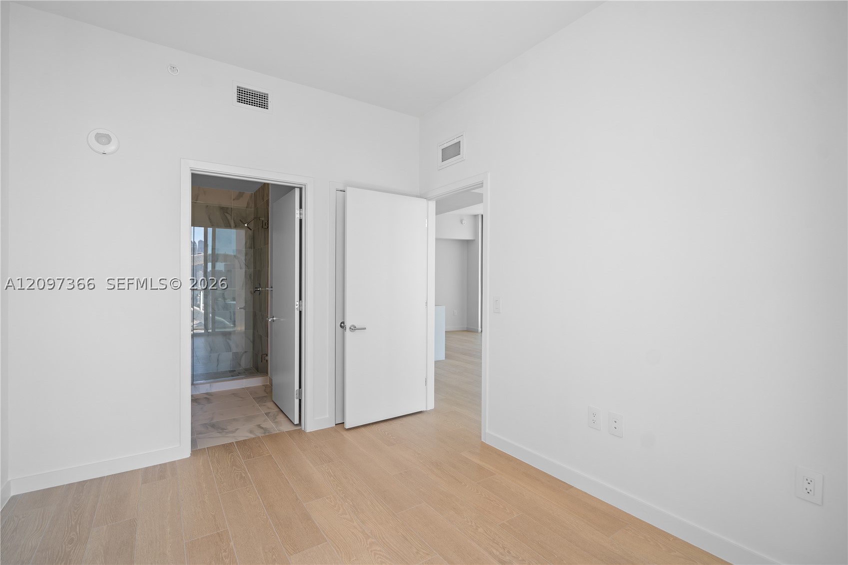 1400 Biscayne Blvd #2601, Miami FL 33132