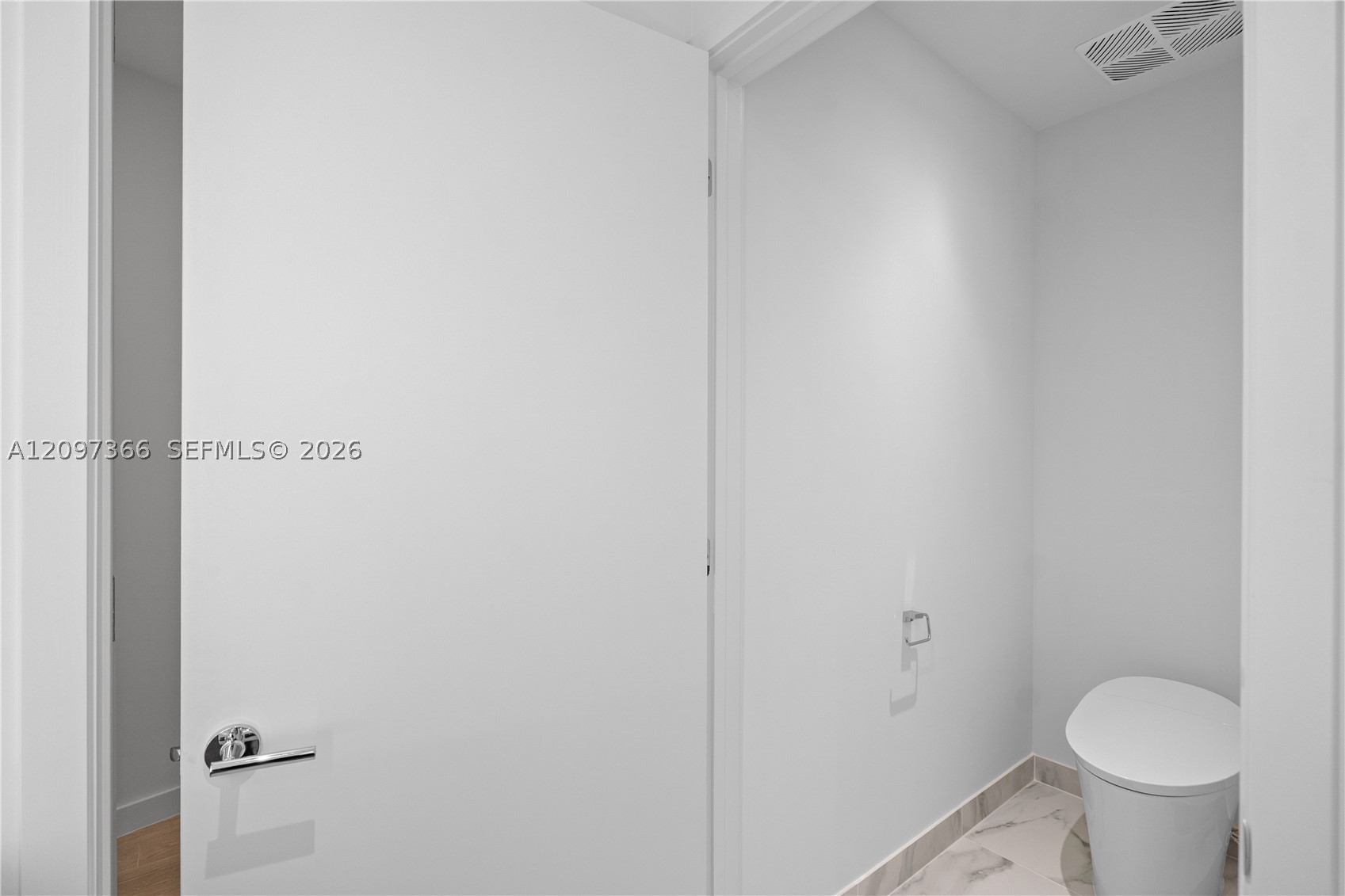 1400 Biscayne Blvd #2601, Miami FL 33132