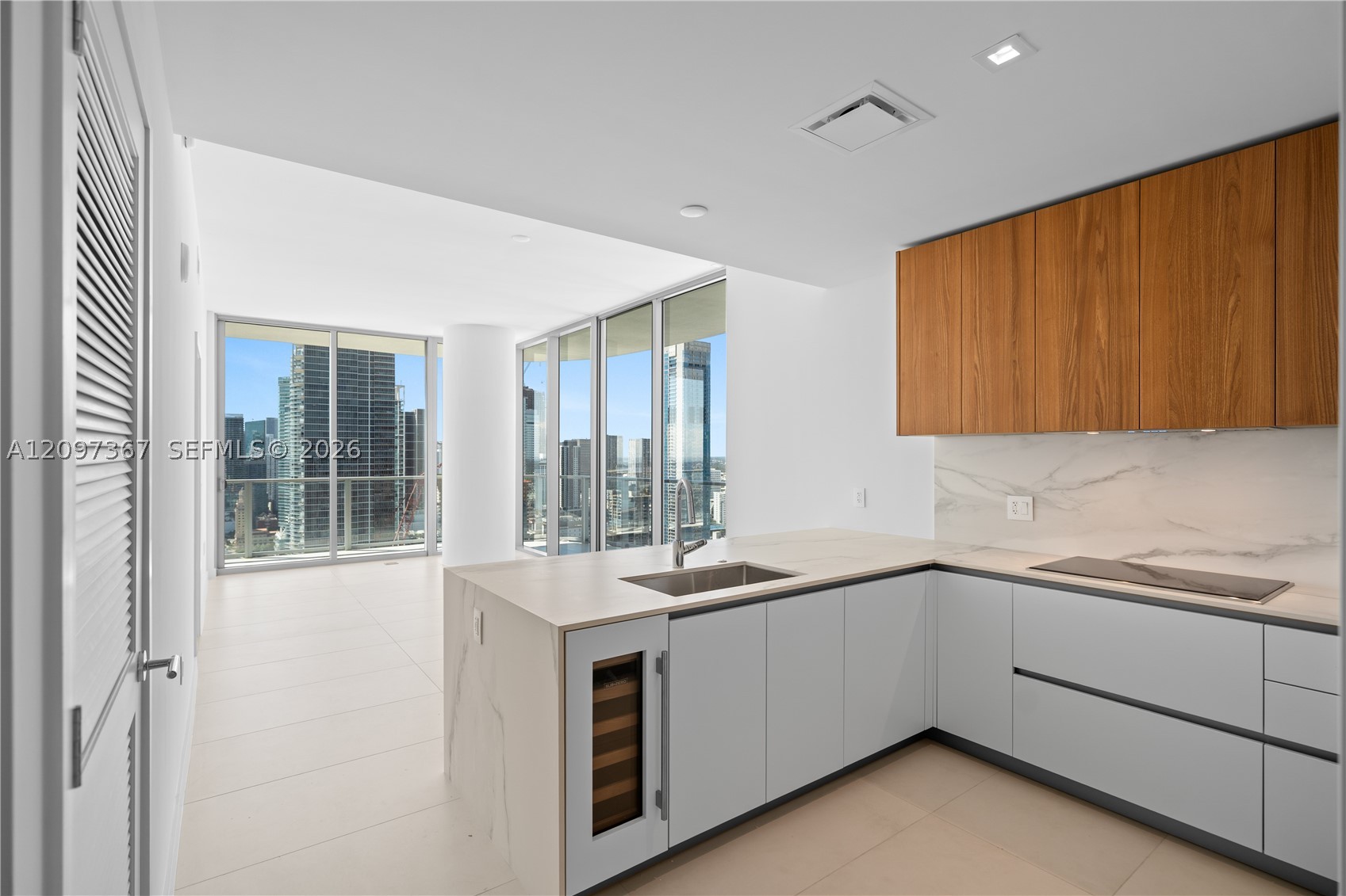 1400 Biscayne Blvd #3602, Miami FL 33132