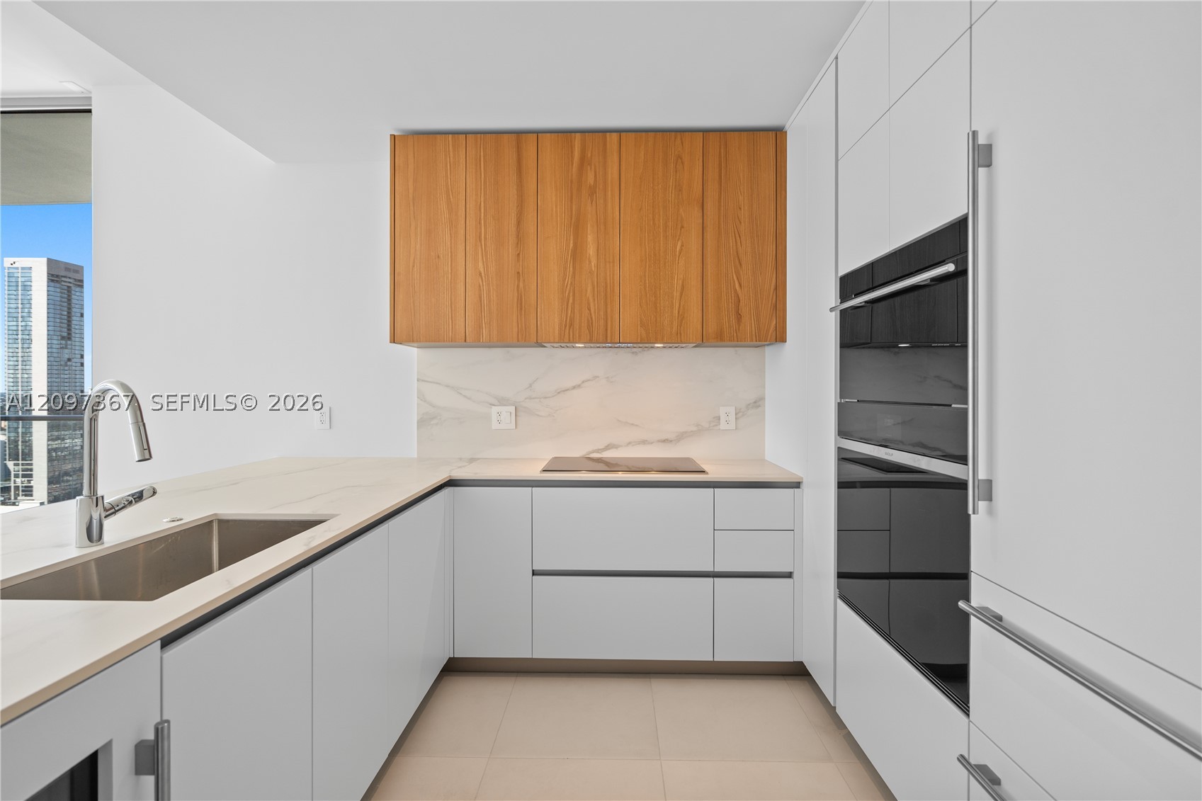 1400 Biscayne Blvd #3602, Miami FL 33132