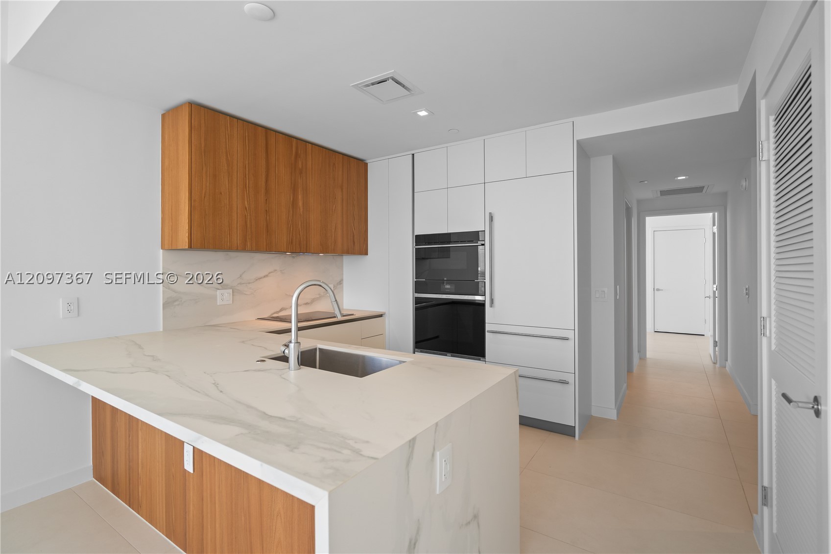 1400 Biscayne Blvd #3602, Miami FL 33132