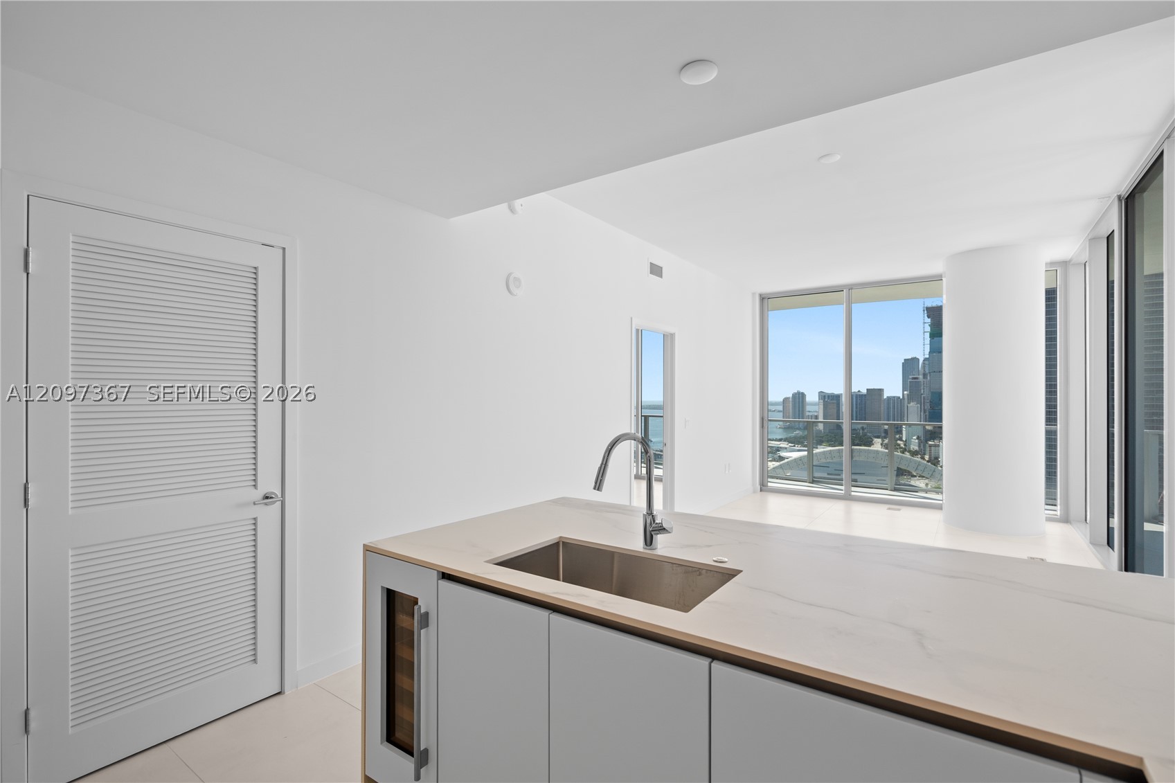 1400 Biscayne Blvd #3602, Miami FL 33132