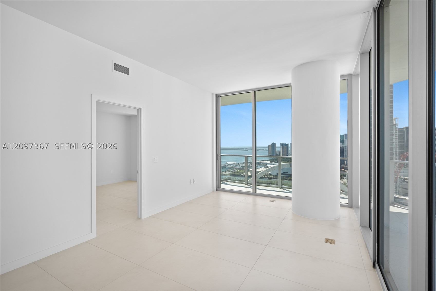 1400 Biscayne Blvd #3602, Miami FL 33132