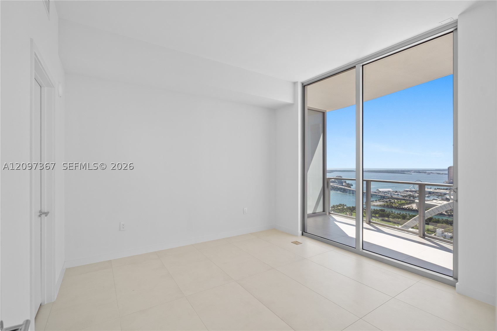 1400 Biscayne Blvd #3602, Miami FL 33132