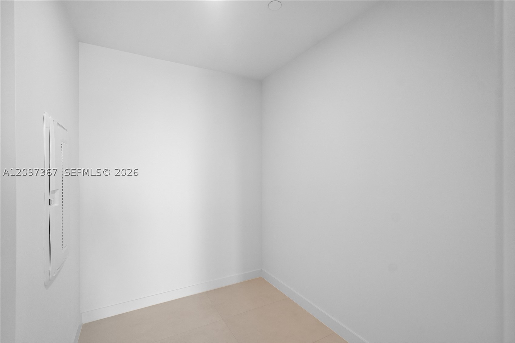 1400 Biscayne Blvd #3602, Miami FL 33132