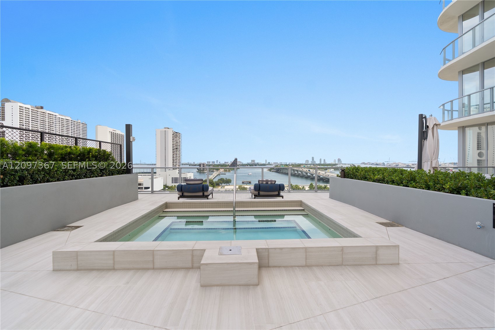 1400 Biscayne Blvd #3602, Miami FL 33132
