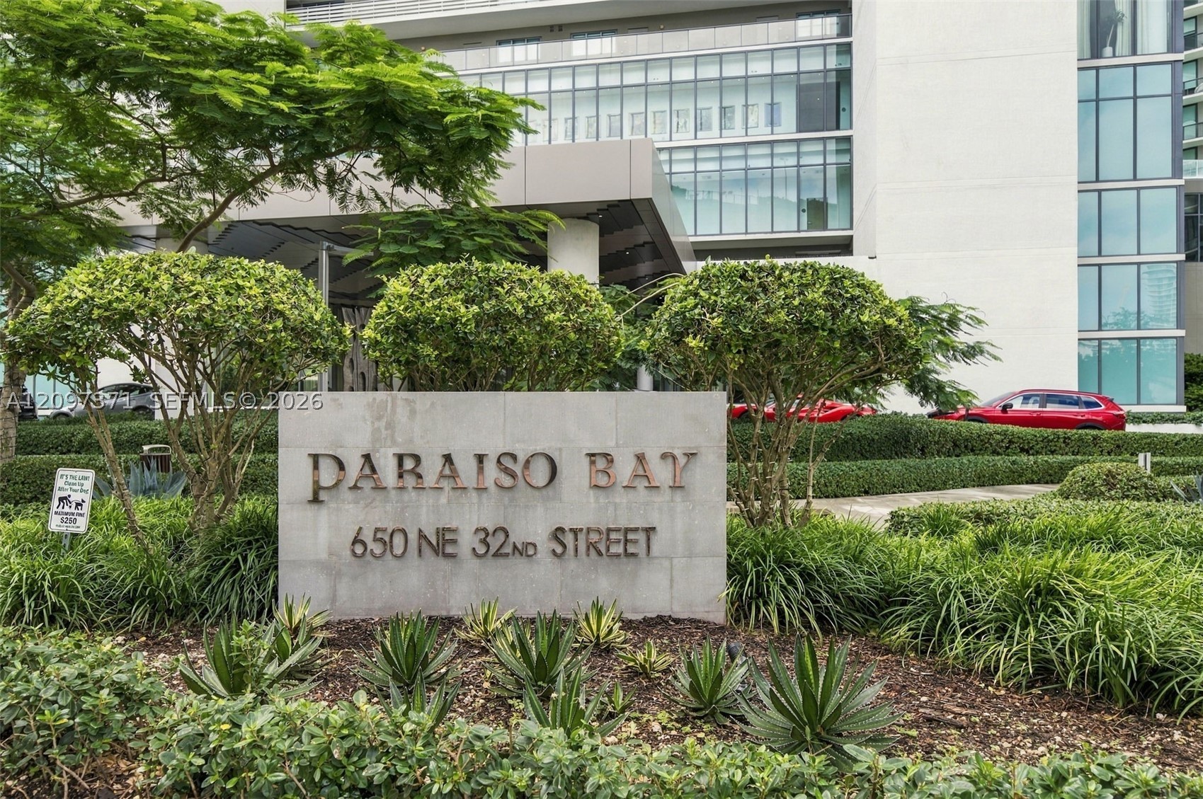 650 NE 32nd st #2406, Miami FL 33137