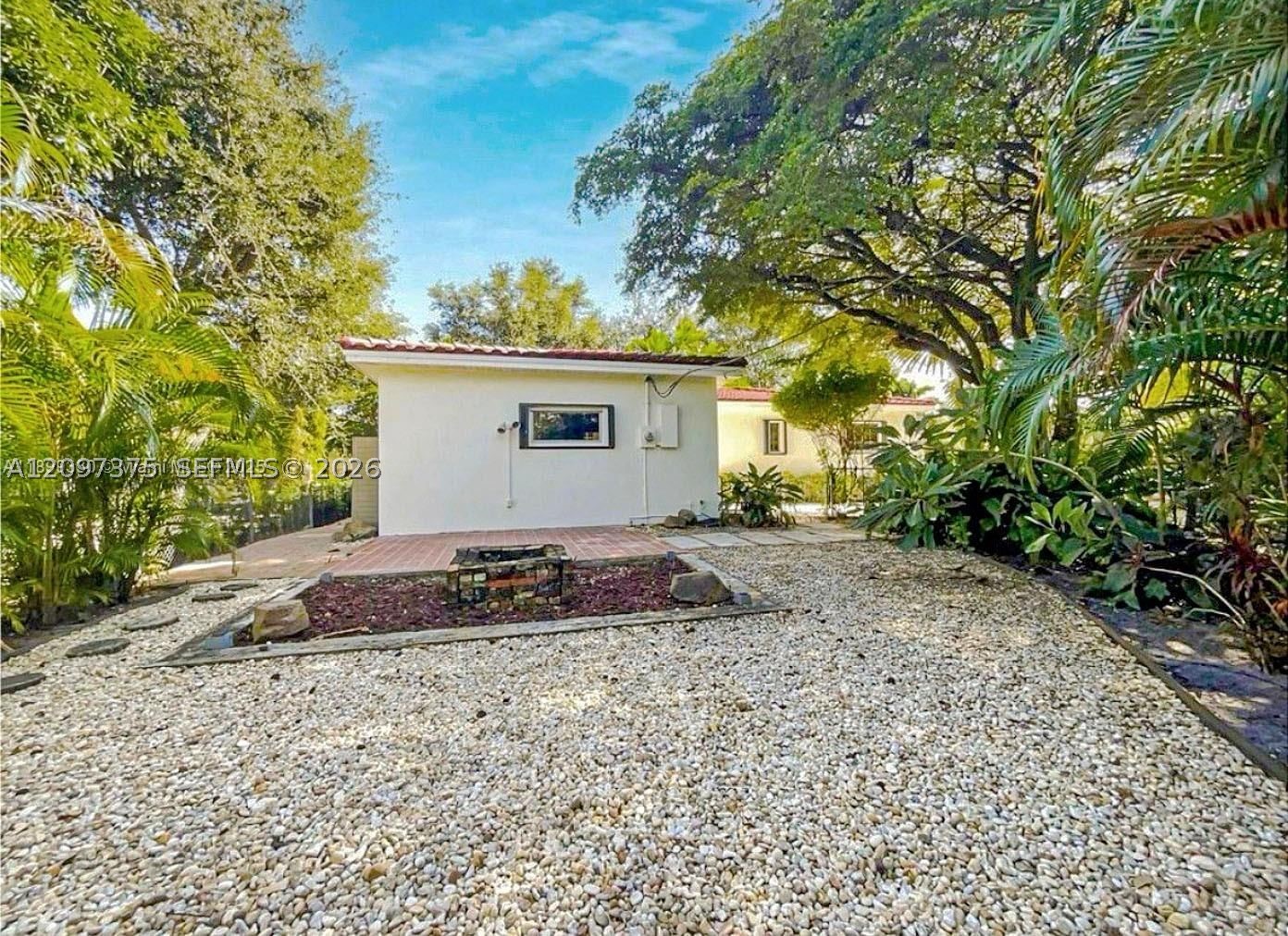 364 Navarre Dr, Miami Springs FL 33166