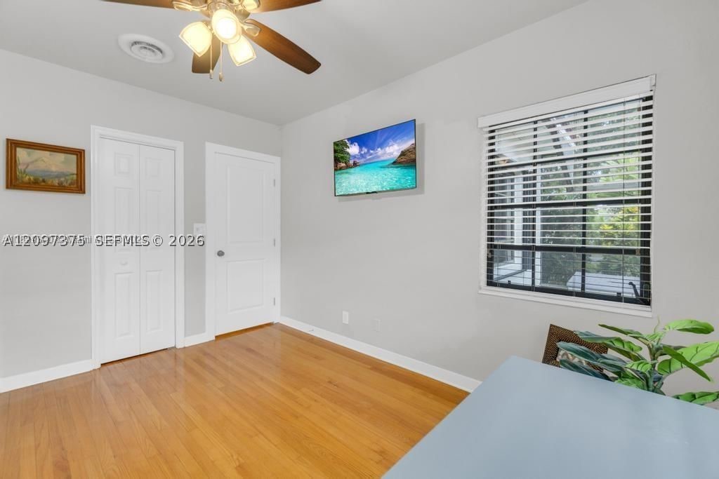 364 Navarre Dr, Miami Springs FL 33166