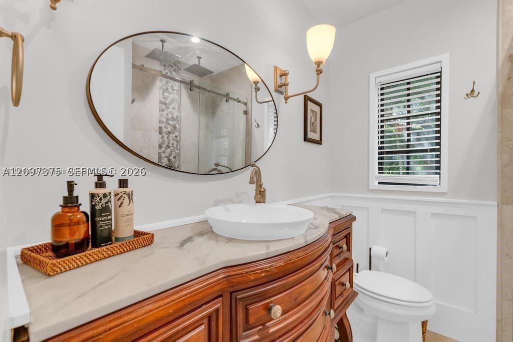364 Navarre Dr, Miami Springs FL 33166