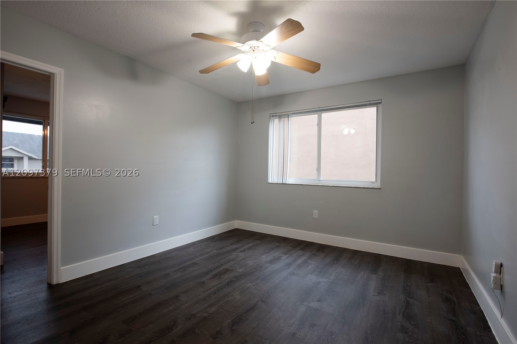 9710 SW 13th St #n/a, Pembroke Pines FL 33025