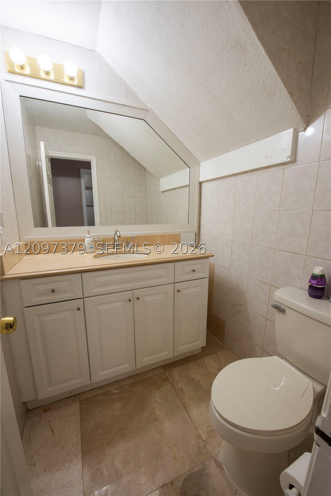9710 SW 13th St #n/a, Pembroke Pines FL 33025