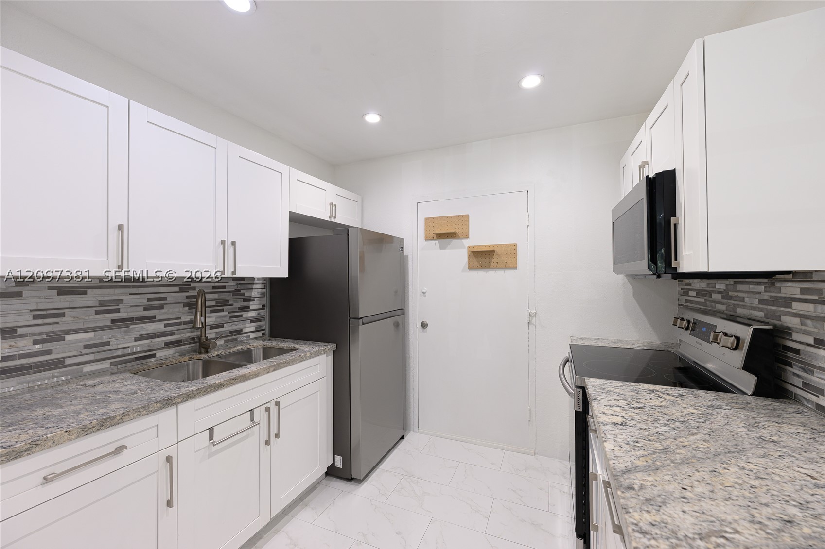 15888 SW 95th Ave #218, Miami FL 33157