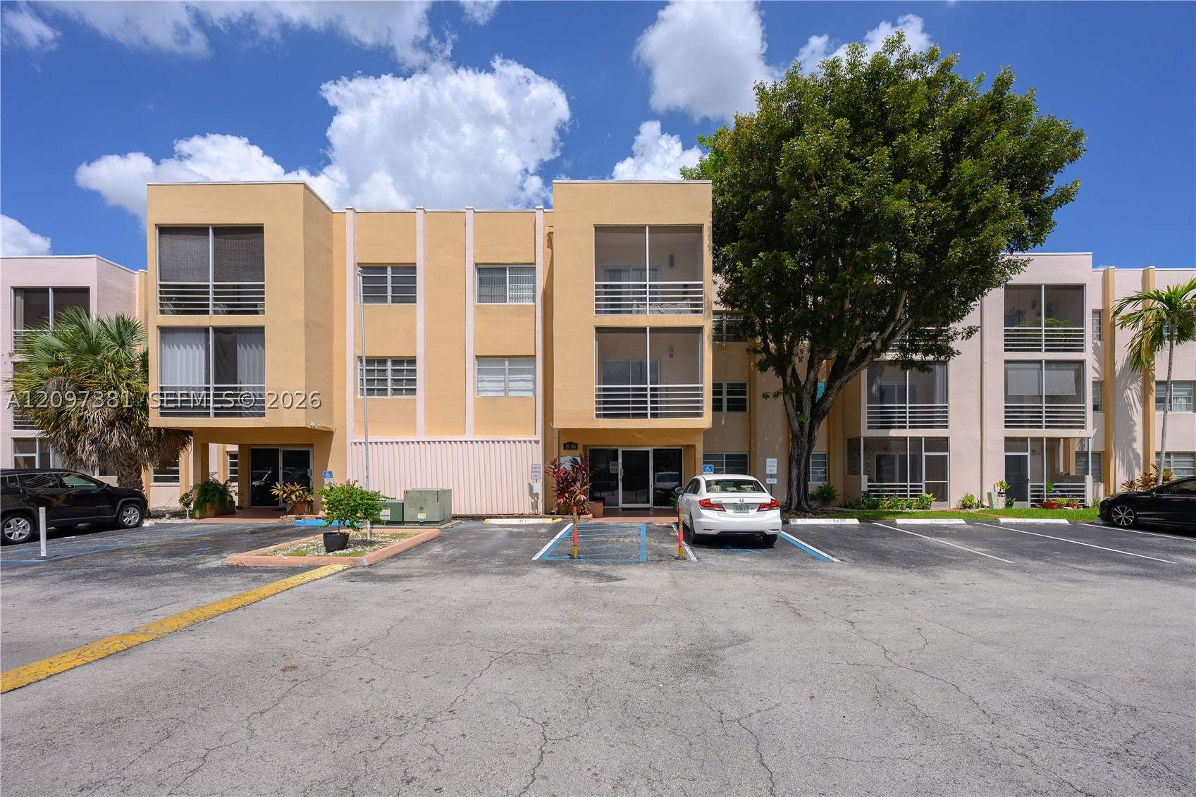 15888 SW 95th Ave #218, Miami FL 33157