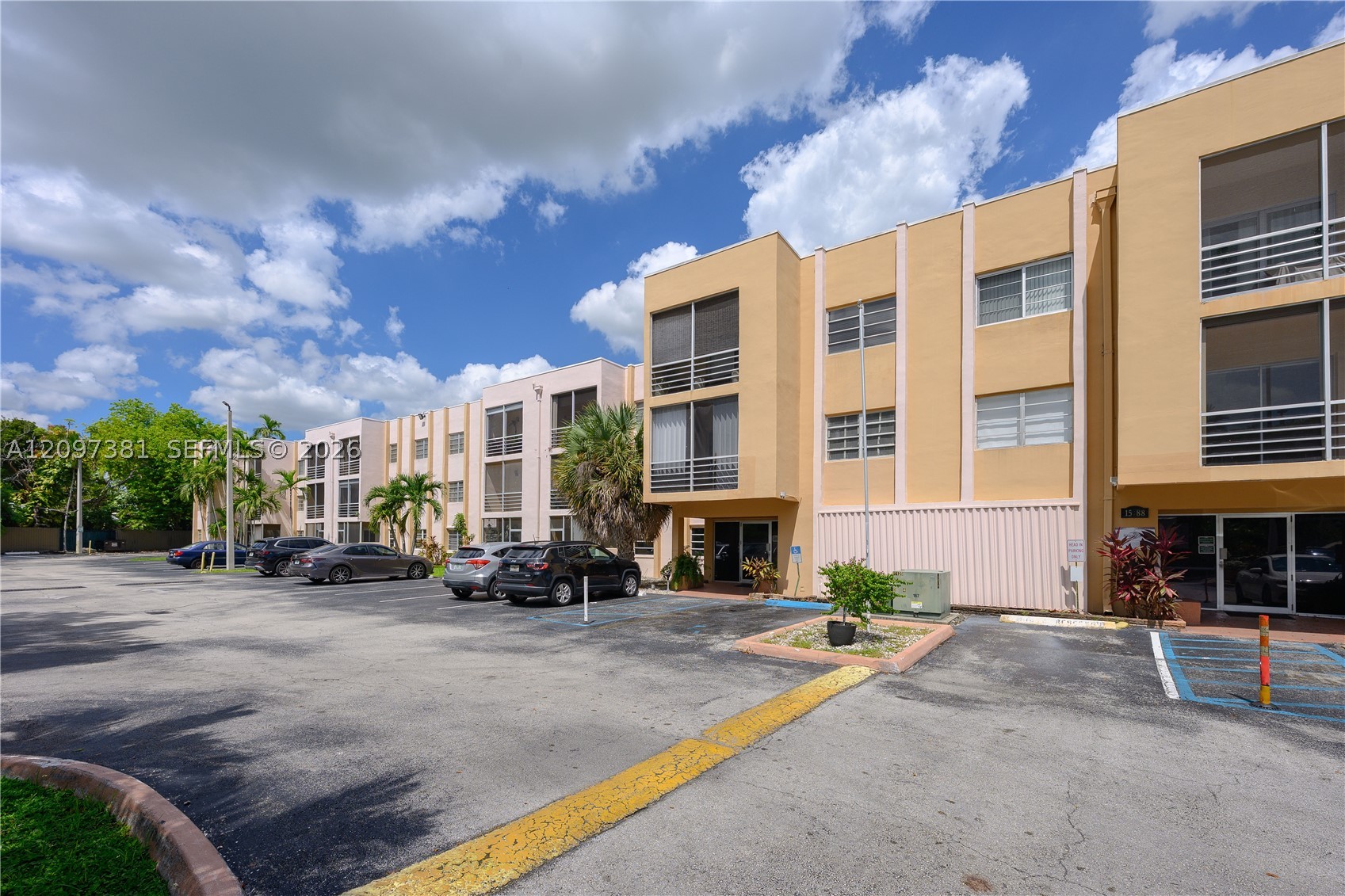 15888 SW 95th Ave #218, Miami FL 33157