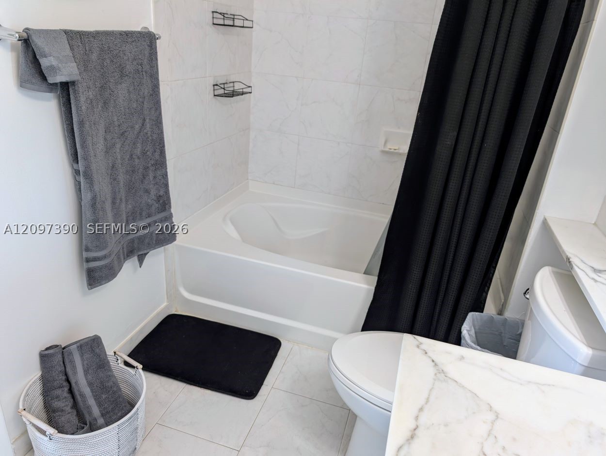 234 NE 3rd St #1204, Miami FL 33132
