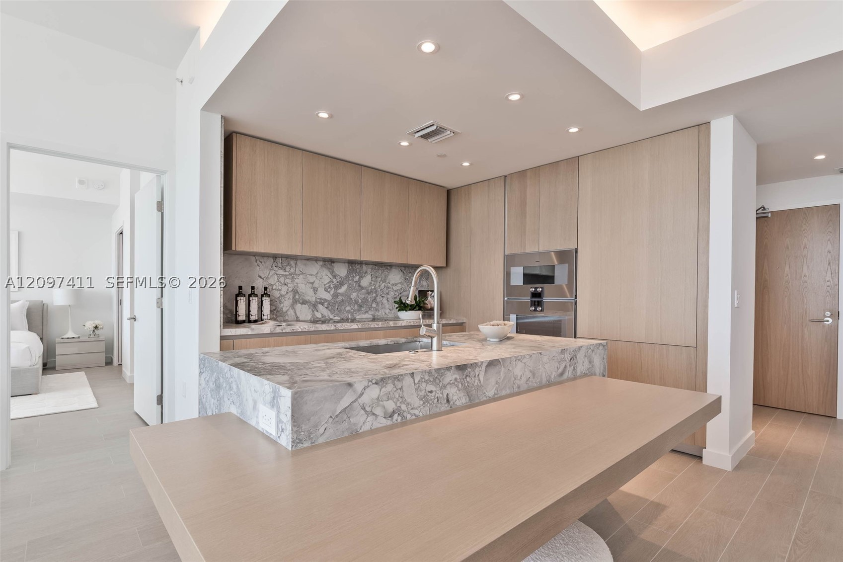 500 Alton Rd #2705, Miami Beach FL 33139