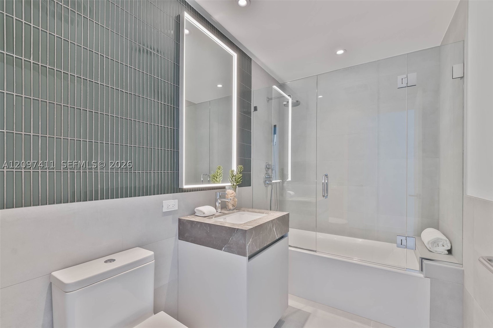 500 Alton Rd #2705, Miami Beach FL 33139