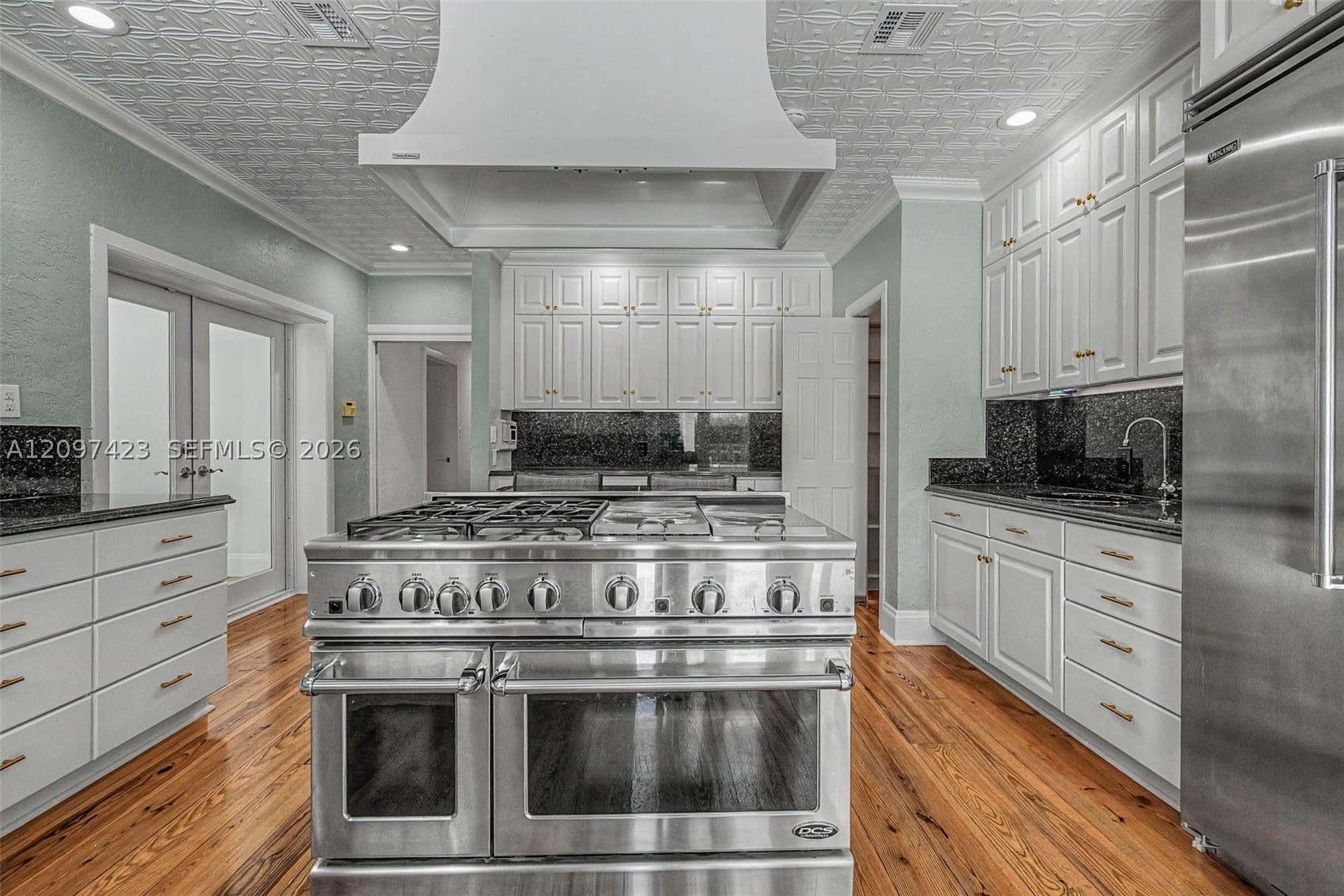 13470 SW 67th Ave, Pinecrest FL 33156