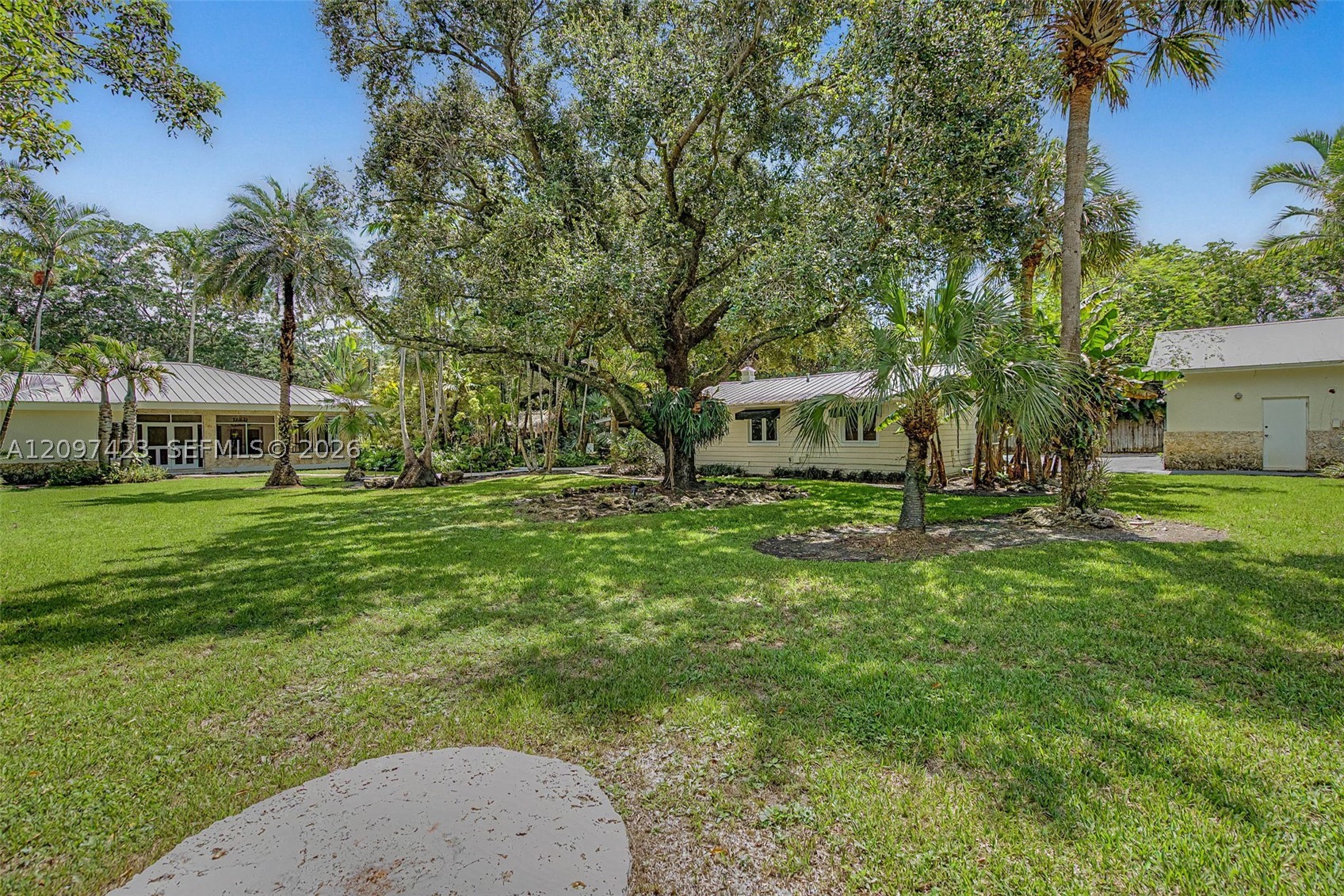 13470 SW 67th Ave, Pinecrest FL 33156