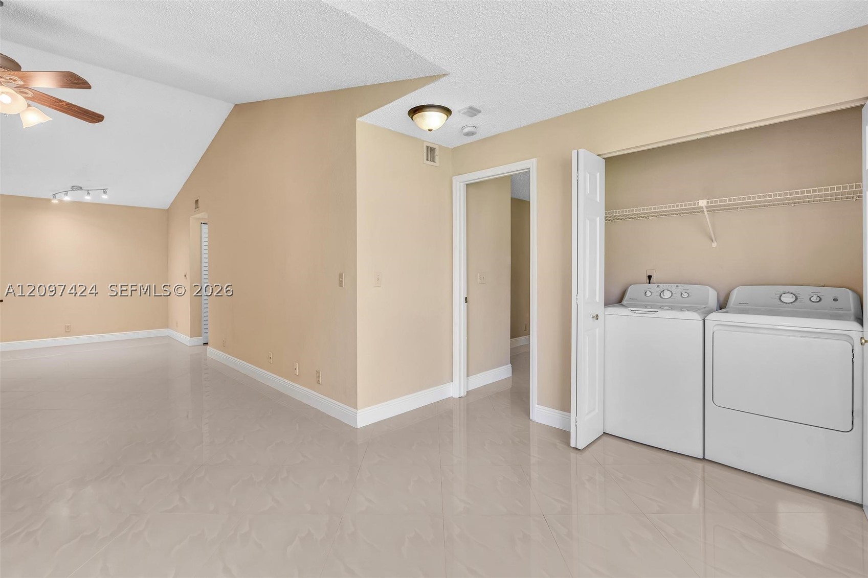 3370 N Pinewalk Dr N #1222, Margate FL 33063