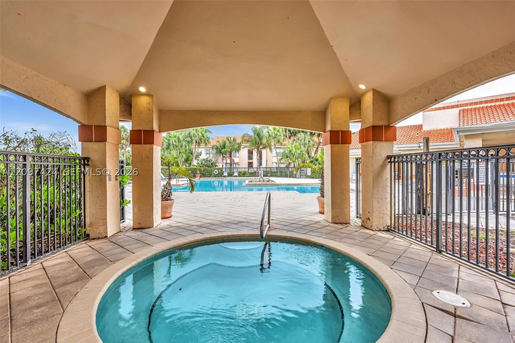 3370 N Pinewalk Dr N #1222, Margate FL 33063