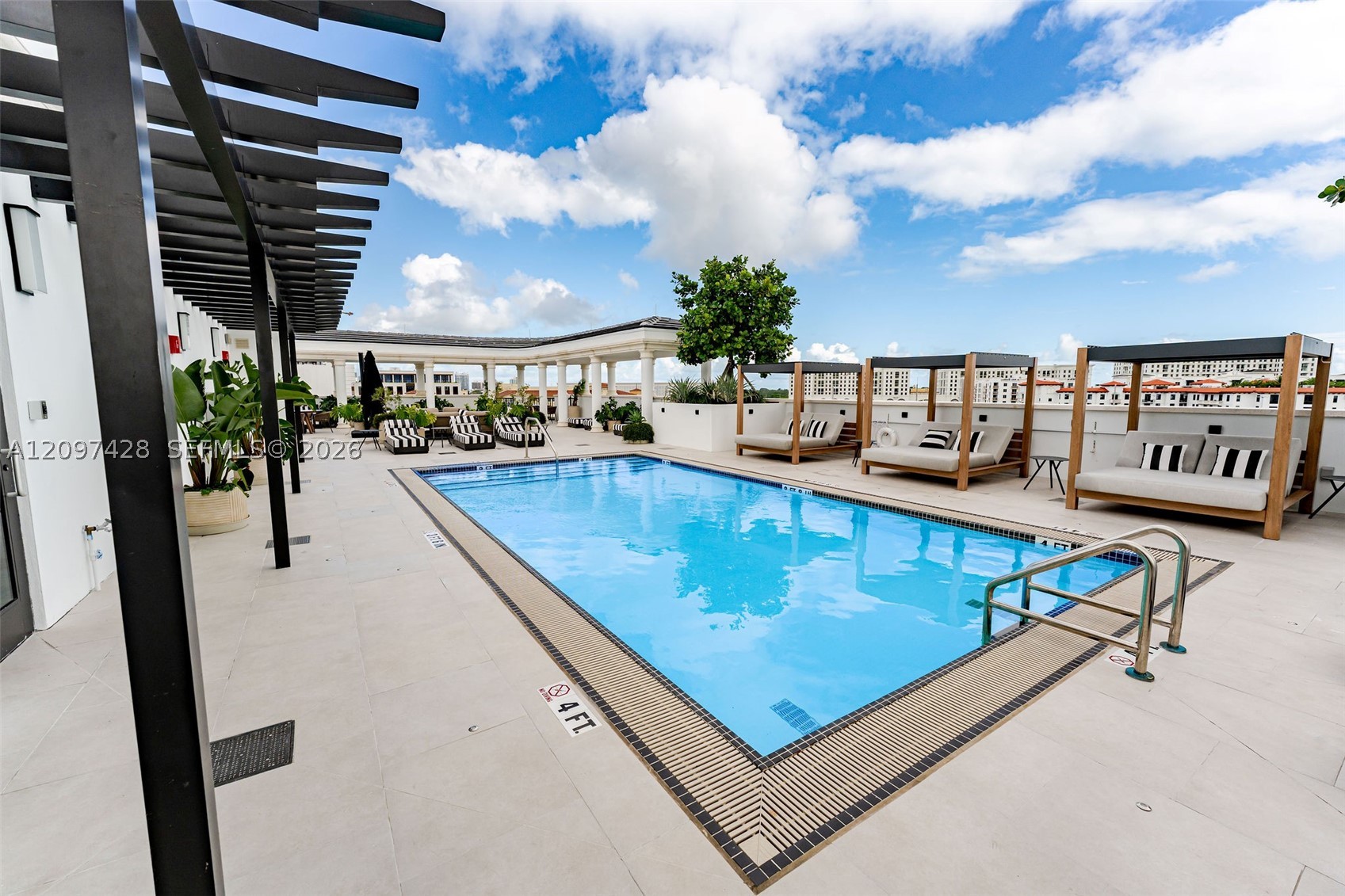 4220 Laguna St #703, Coral Gables FL 33146
