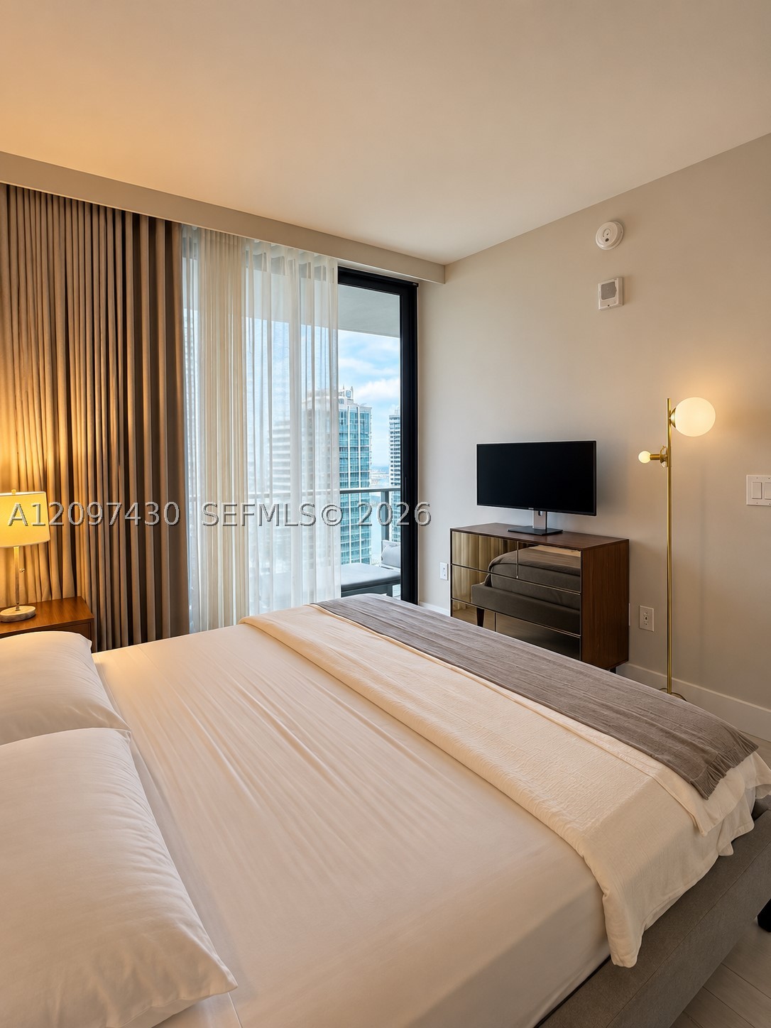 1010 Brickell Ave #3103, Miami FL 33131