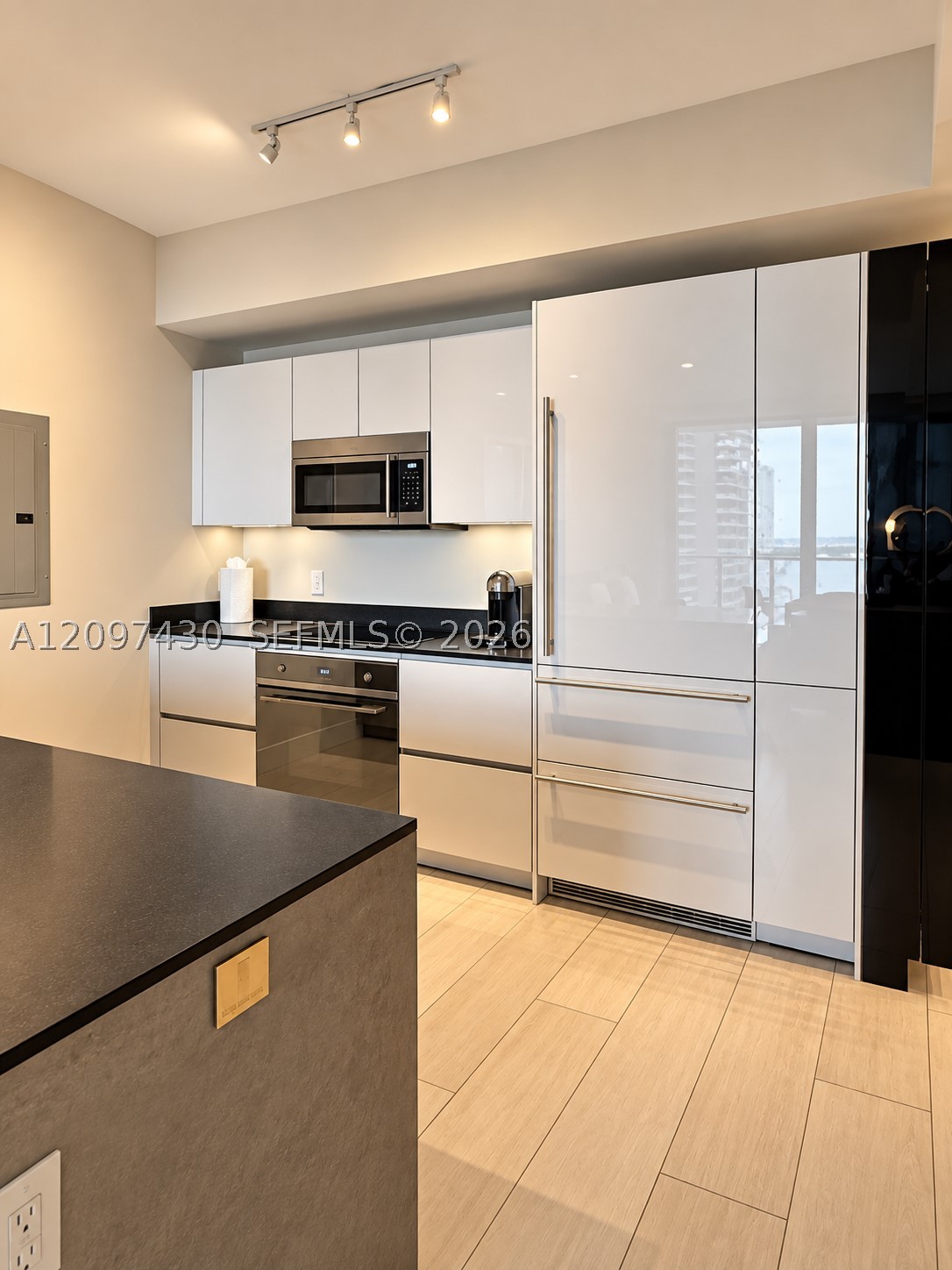 1010 Brickell Ave #3103, Miami FL 33131