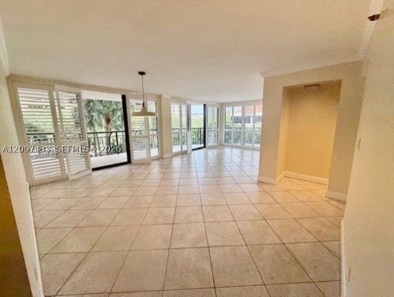 2843 S Bayshore Dr #5A, Miami FL 33133